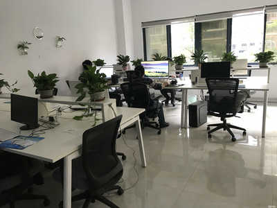 南京左支右商務信息咨詢 企業戰略決策的智慧外腦